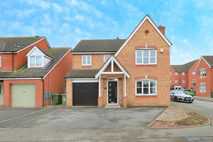 4 Bedroom Detached House For Sale In Alder Avenue, Kidderminster, DY10