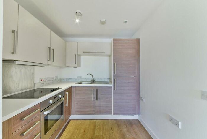 1 Bedroom Apartment To Rent In Casson Apartments, London, E14