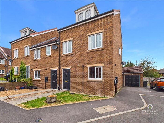 3 Bedroom End Of Terrace House To Rent In Church Square, Brandon, Durham, DH7