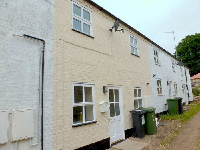 2 Bedroom House To Rent In Lynn Road, Downham Market, PE38