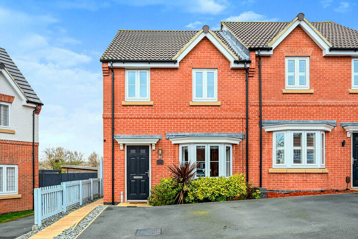 3 Bedroom Semi-Detached House To Rent In Old School Lane, Awsworth, Nottingham, NG16