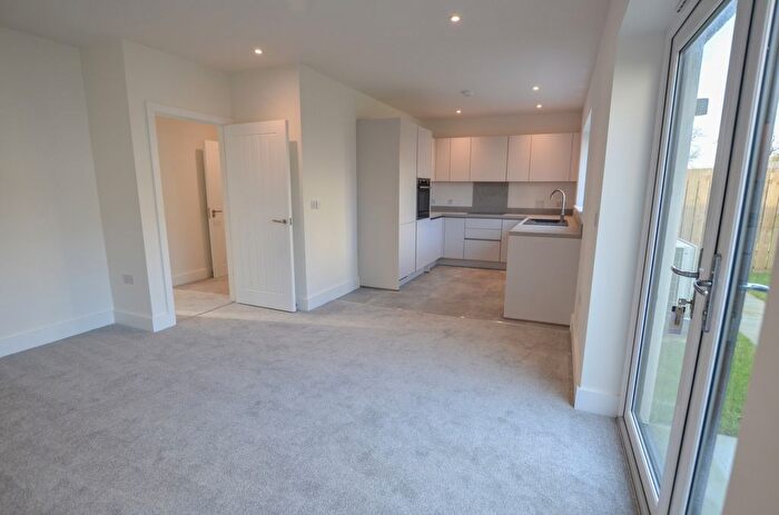 2 Bedroom Bungalow To Rent In Alice Meadow, Grampound Road, Truro, TR2
