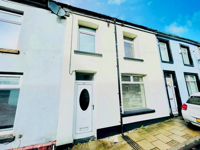 3 Bedroom Terraced House To Rent In Darren View, Merthyr Tydfil CF47