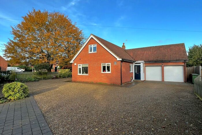 4 Bedroom Detached House For Sale In West End, Long Clawson, LE14