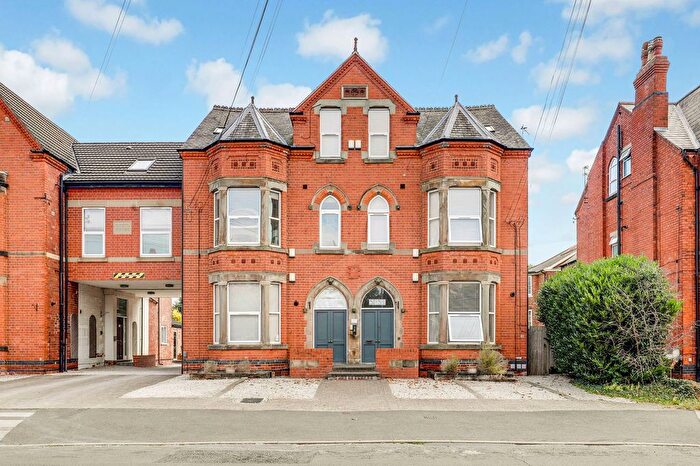 2 Bedroom Flat For Sale In Musters Road, West Bridgford, NG2