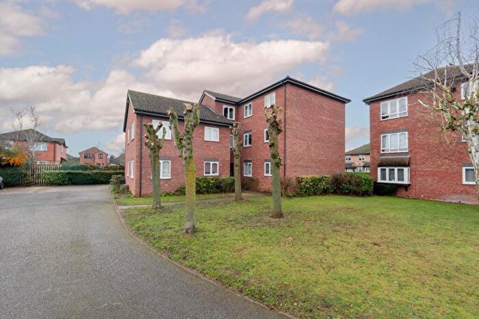 1 Bedroom Flat For Sale In Andrew Road, Eynesbury, St. Neots, Cambridgeshire, PE19
