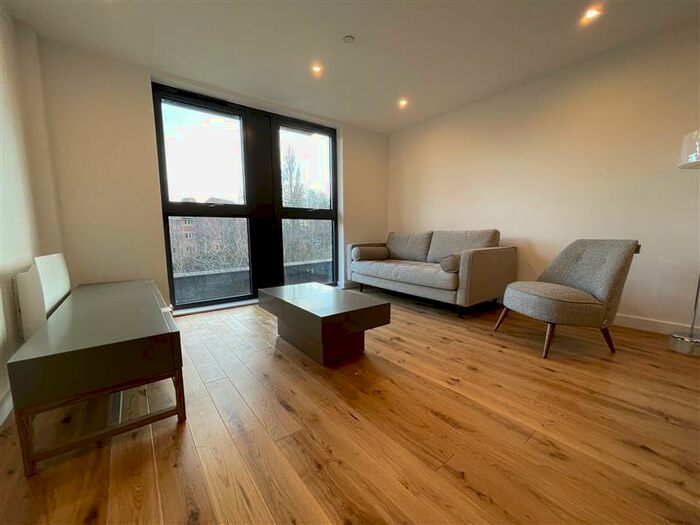 2 Bedroom Apartment To Rent In Arden Gate, Communication Row, B15