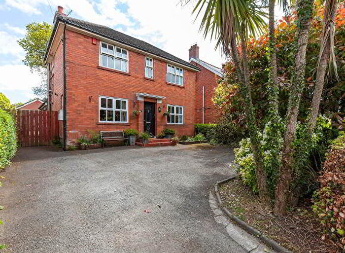 4 Bedroom Detached House For Sale In Cabin Hill Gardens, Belfast, BT5