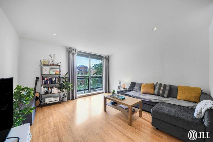 1 Bedroom Flat To Rent In Galaxy Building, Isle Of Dogs, E14