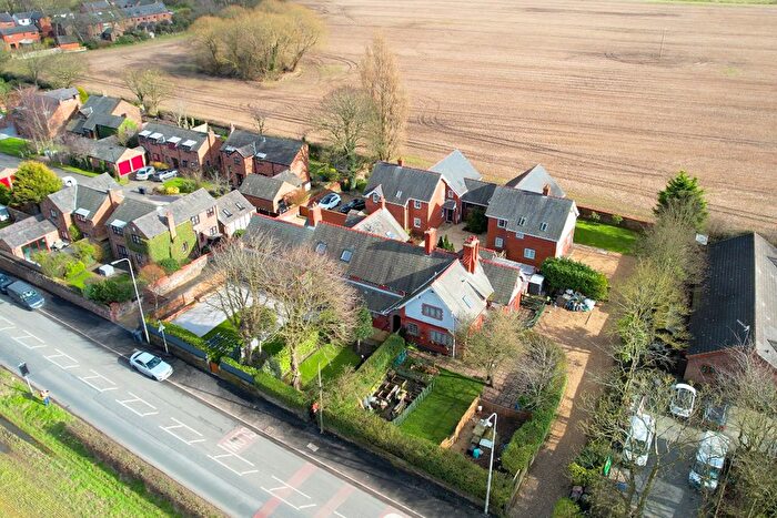 3 Bedroom Mews For Sale In Brickwall Lane, Liverpool, L29