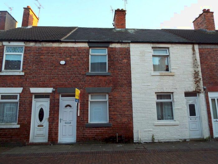 2 Bedroom House To Rent In Co-Operative Street, Stanton Hill, Sutton-in-Ashfield, NG17