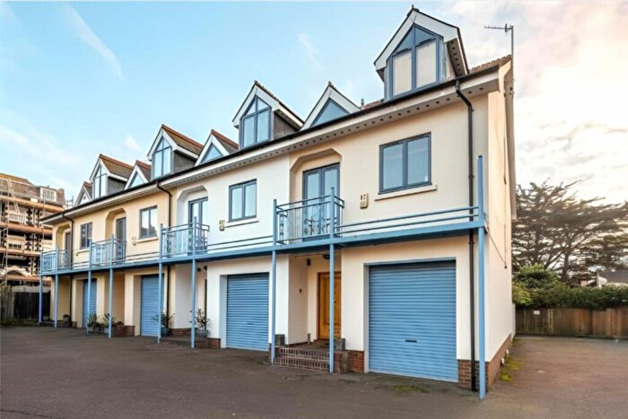 4 Bedroom Mews To Rent In Parochial Mews, BN2