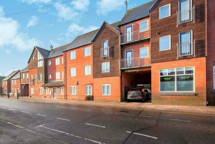 2 Bedroom Apartment To Rent In Sycamore Street, Blaby, Leicester, LE8