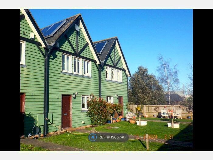 3 Bedroom Terraced House To Rent In New Creek Road, Faversham, ME13