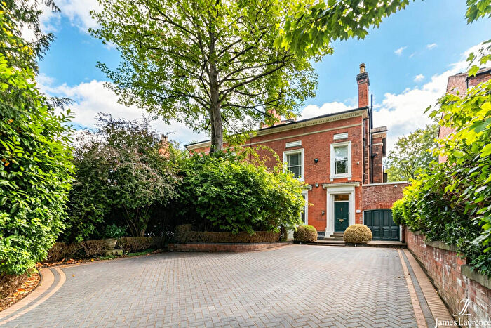 5 Bedroom Semi-Detached House For Sale In Gough Road, Edgbaston, B15