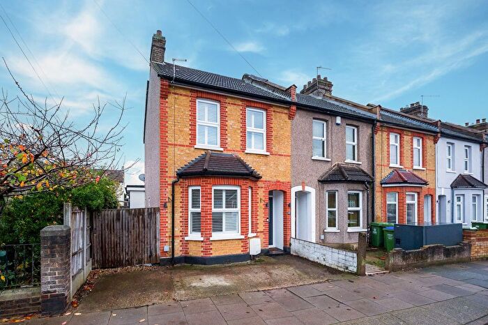 3 Bedroom End Terrace House For Sale In Days Lane, Sidcup, DA15