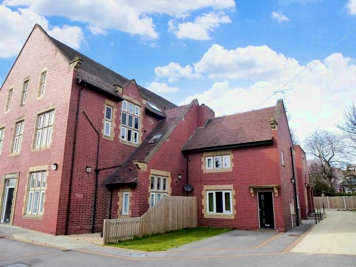 2 Bedroom Flat To Rent In Old Green Close, Whitwell, Worksop, S80