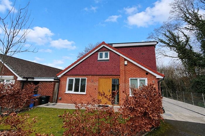 3 Bedroom Detached Bungalow To Rent In Rodmill Drive, Gatley, Cheadle, SK8