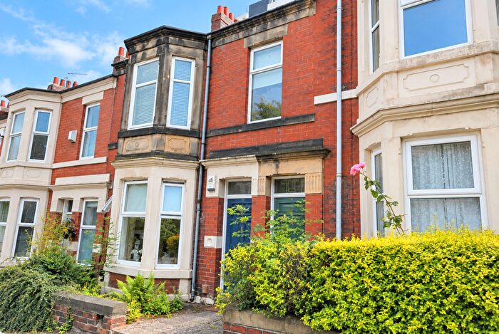 2 Bedroom Flat To Rent In Wolseley Gardens, Newcastle Upon Tyne, NE2