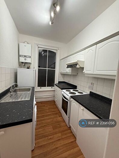 1 Bedroom Flat To Rent In Limes Grove, Lewisham, SE13