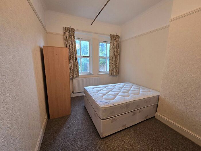 1 Bedroom Flat To Rent In Springfield Road, Leicester, LE2