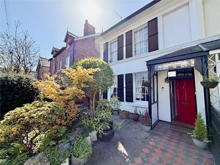 3 Bedroom Semi Detached House For Sale In Waterloo Road, Waterloo, L22