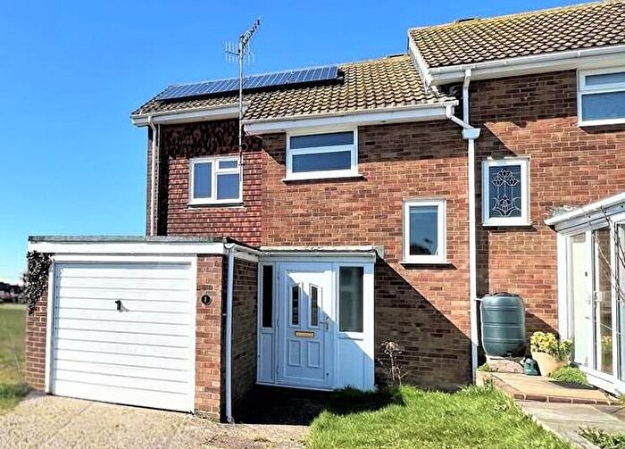 3 Bedroom End Of Terrace House For Sale In College Road, Bexhill-On-Sea, TN40