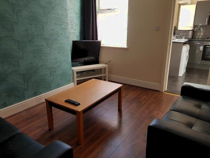 4 Bedroom Terraced House To Rent In Saxony Road, Liverpool, L7