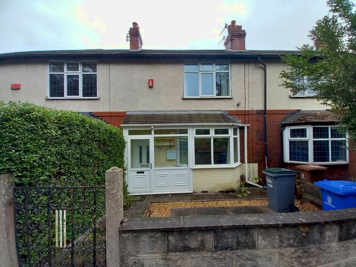 2 Bedroom Town House To Rent In Ridgway Road, Stoke-On-Trent, ST4
