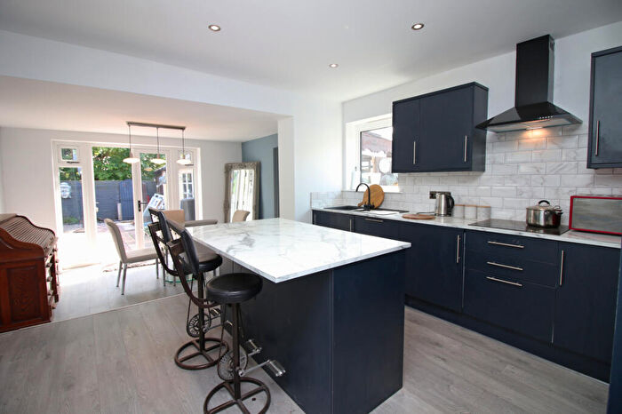 2 Bedroom Bungalow For Sale In Mains Lane, Poulton-le-Fylde, FY6