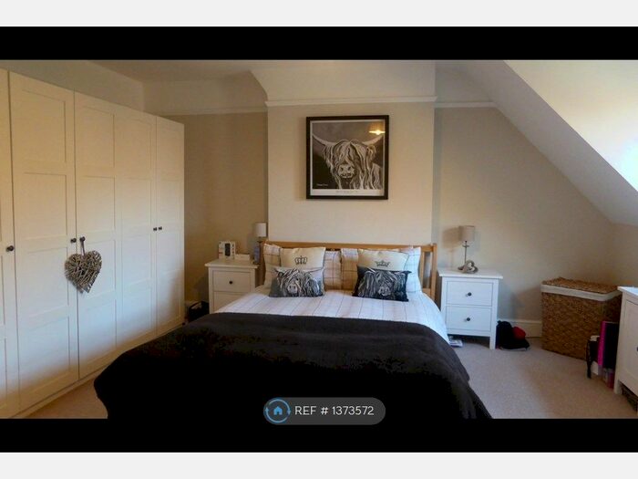 2 Bedroom Flat To Rent In Trinity Road, Folkestone, CT20