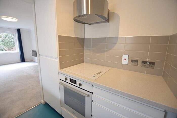 1 Bedroom Flat To Rent In Madeira Road, Bournemouth, BH1