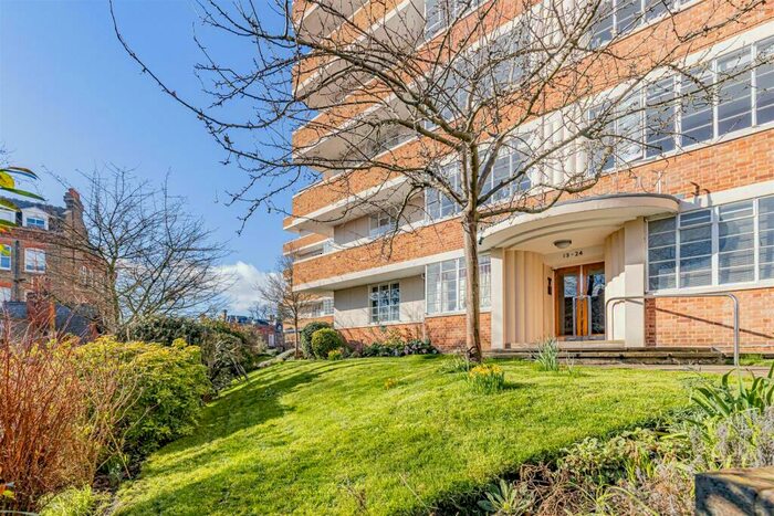 3 Bedroom Flat To Rent In Cholmeley Park, Highgate, N6