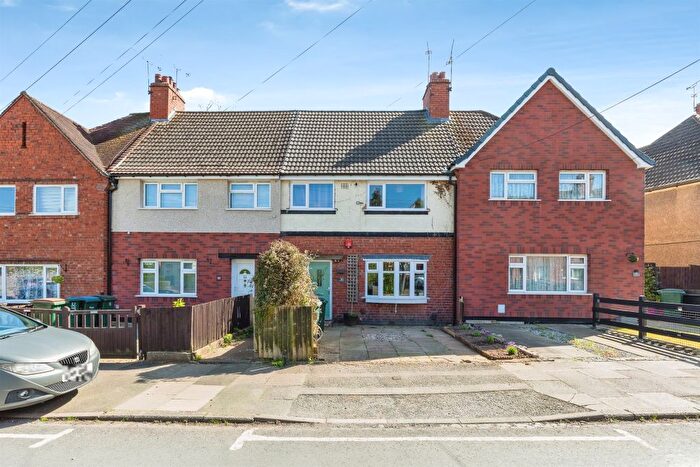 3 Bedroom Terraced House For Sale In The Farmstead, Coventry, CV3