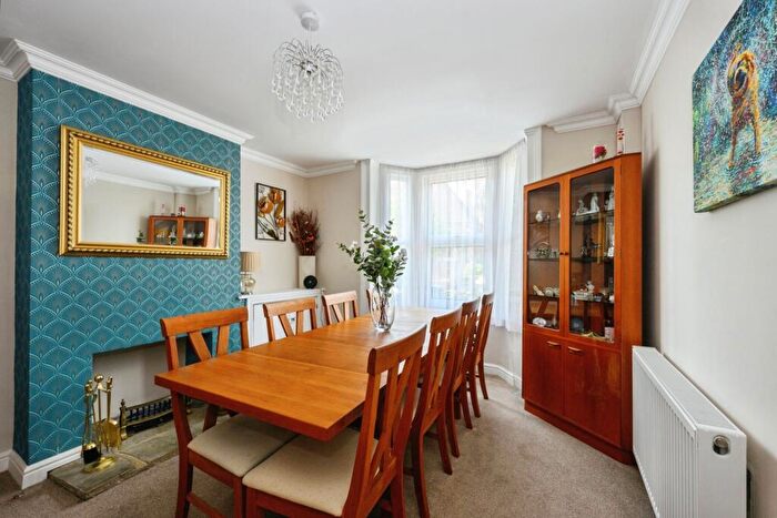 2 Bedroom Semi-Detached House For Sale In Epsom Road, Leatherhead, Surrey, KT22
