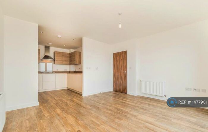 1 Bedroom Flat To Rent In Handley Page Road, Barking, IG11