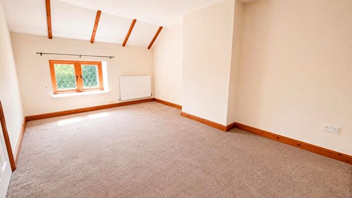 3 Bedroom House To Rent In Lakeside Barns, Rownall Road, Staffordshire, ST9