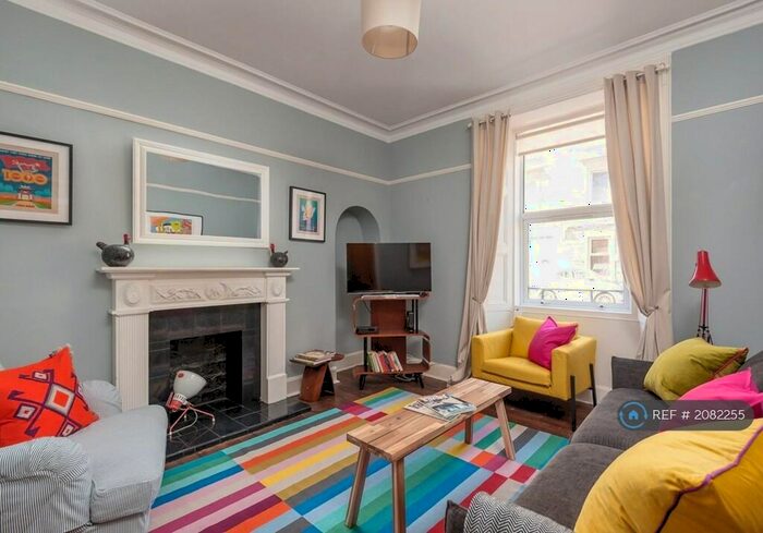 2 Bedroom Flat To Rent In Dalgety Street, Edinburgh, EH7