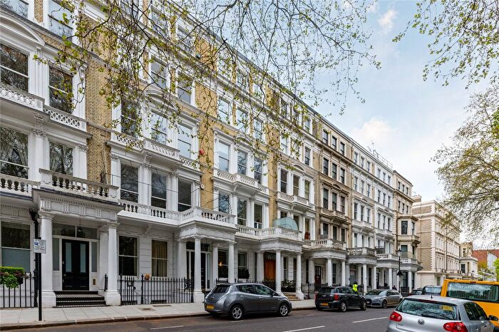 4 Bedroom Flat For Sale In Courtfield Gardens, London, SW5