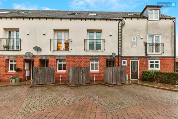 3 Bedroom Town House For Sale In Haighton Court, Nantwich, Cheshire, CW5