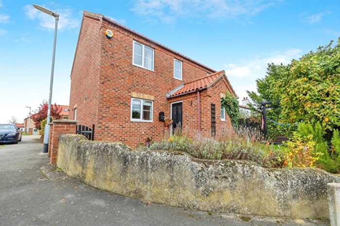 4 Bedroom Detached House For Sale In Old Chapel Court, Waddingham, Gainsborough, DN21