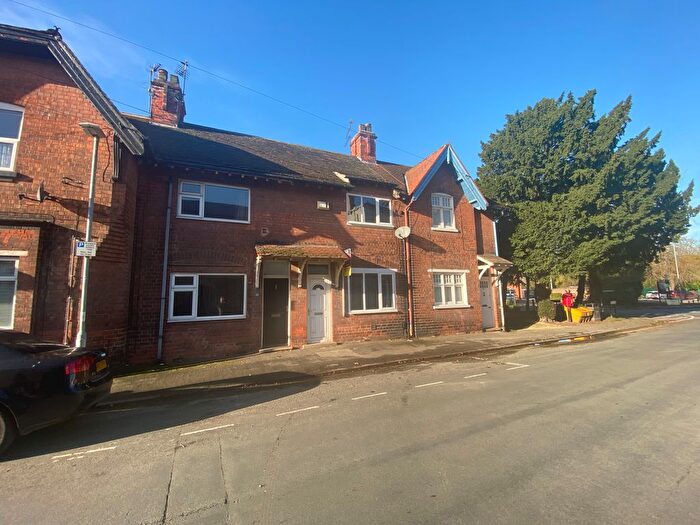 2 Bedroom Terraced House To Rent In Station Road, Brough, HU15