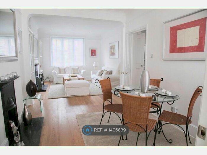 3 Bedroom Terraced House To Rent In Petersham Road, Richmond, TW10