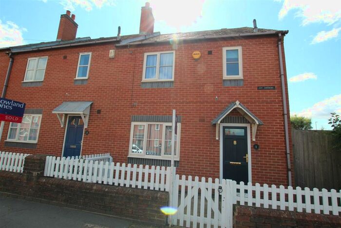 3 Bedroom End Of Terrace House To Rent In Ivy Cottages, High Street, Measham, DE12