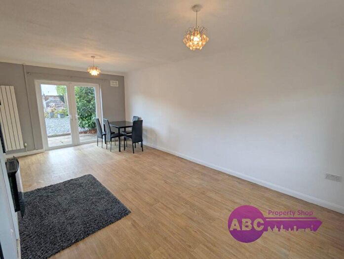 3 Bedroom Terraced House For Sale In Cavell Drive, Whitby, Ellesmere Port, CH65