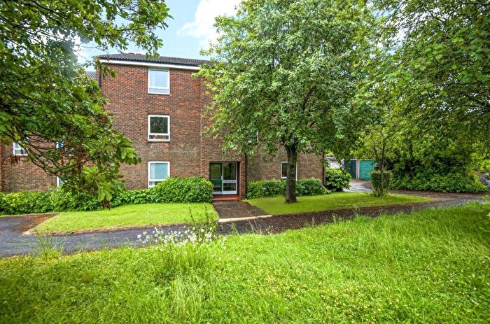1 Bedroom Flat To Rent In Elder Close, Badger Farm, Winchester, Hampshire, SO22
