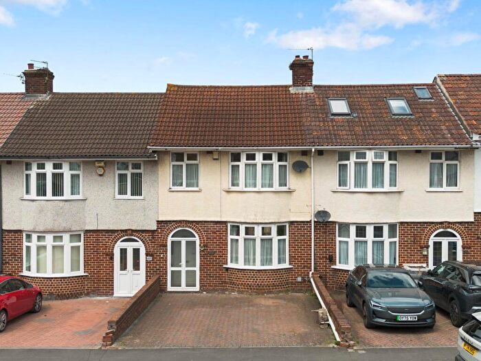 3 Bedroom Terraced House For Sale In Whitehall Road, Bristol, BS5