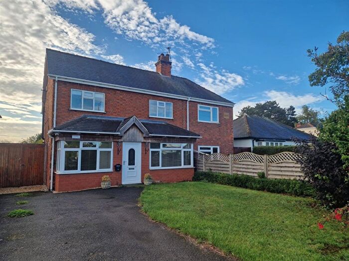 4 Bedroom Property To Rent In Fosse Road, Farndon, NG24