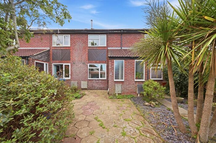 2 Bedroom Terraced House For Sale In Northwold Avenue, West Bridgford, Nottingham, Nottinghamshire, NG2