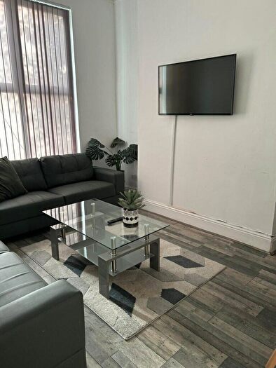 7 Bedroom Terraced House To Rent In Anfield Road, L4